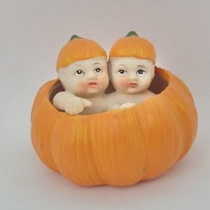 Vintage K's Collection Twin Babies in Pumpkin Figurine